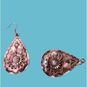 Southwest Teardrop Earrings Floral Engraving Silver Turquoise Color